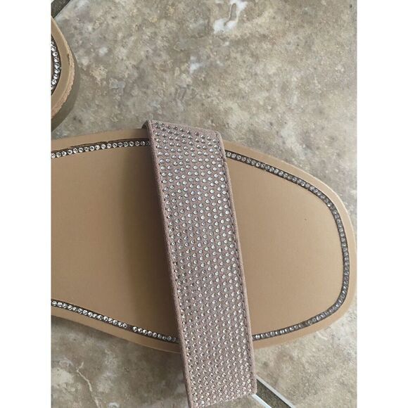 ANDIAMO  11 Flat Strappy Sandals Rhinestones - Picture 3 of 3
